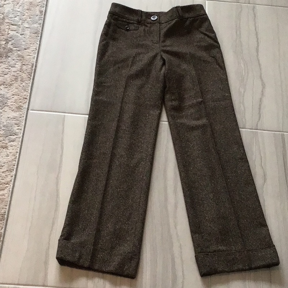 Ann Taylor size 2 pants.
